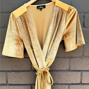 Lulu's Gold Velvet Midi Dress